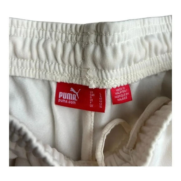 Puma Women's Sweat Shorts Athletic White Size Large - Picture 6 of 7